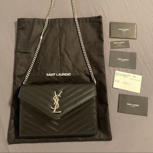 AUTH SAINT LAURENT BLACK ENVELOPE CHAIN WALLET